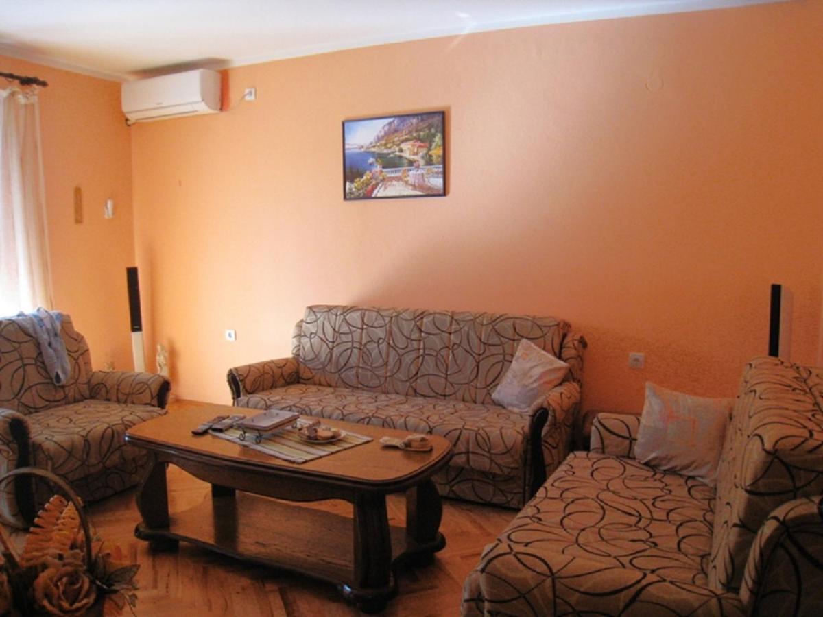 Apartment Stana Petrovac Kültér fotó